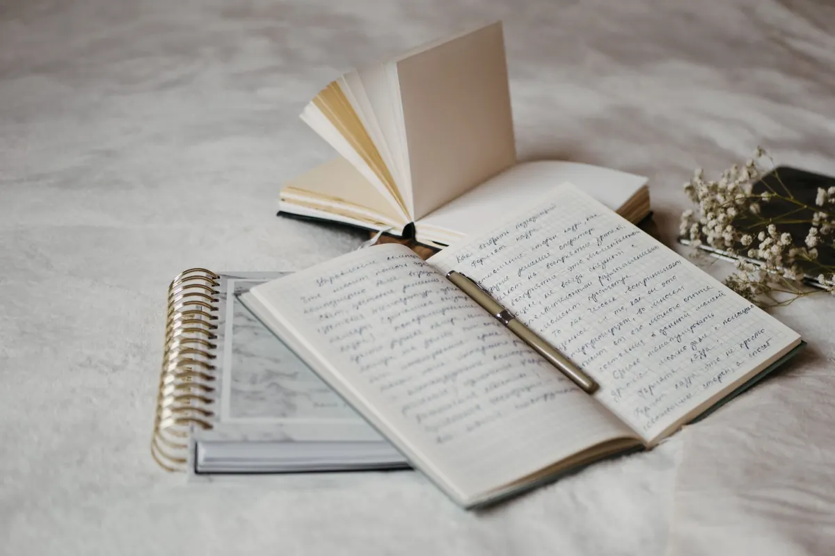Beginner's Guide to Writing Flash Fiction in British English